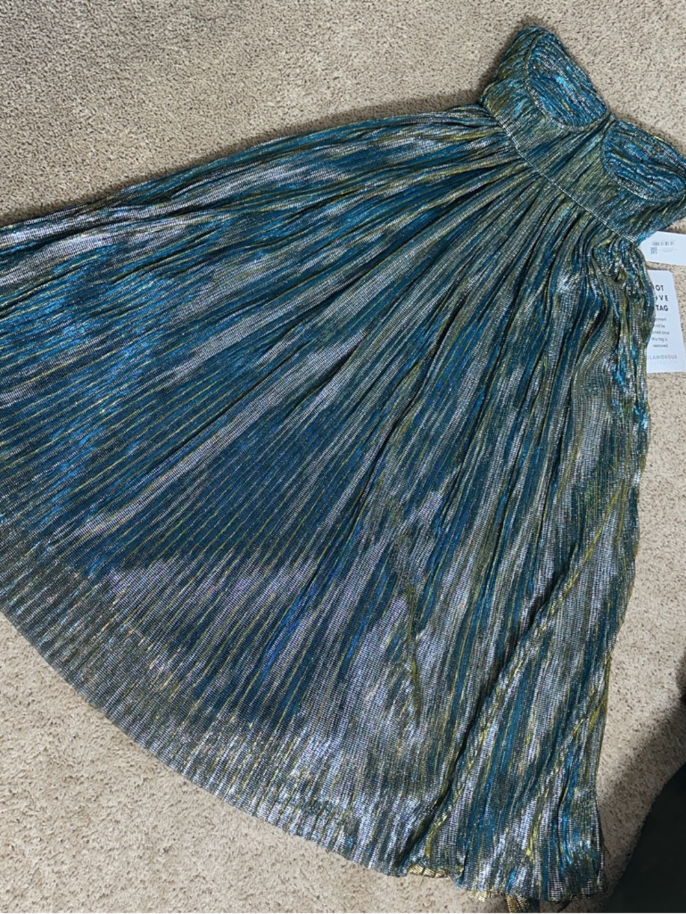NWT Glamorous Iridescent "Peacock" Midi | Small
